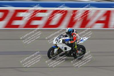 media/Oct-16-2022-Fastrack Riders (Sun) [[609ae93014]]/Level 4/Session 1 Start Finish/